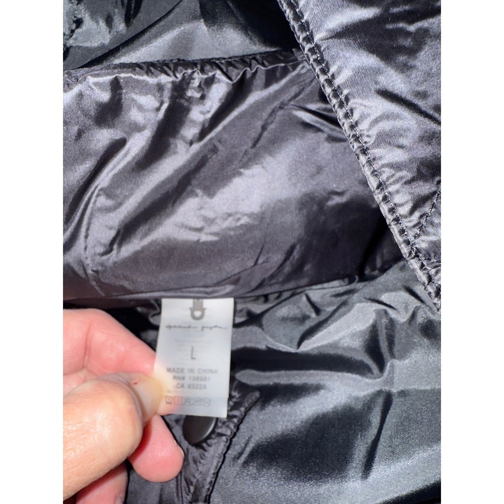 Spiritual Gangster Aero Puffer Jacket Hooded Colorblock Black White L MSRP $248 - Picture 6 of 7
